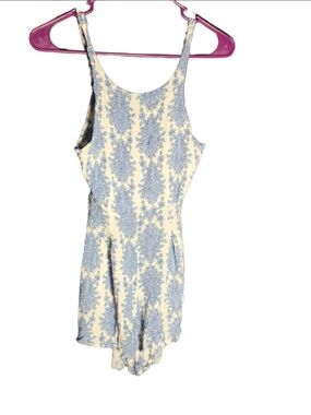 Women's Unbranded White Blue Floral Romper xl coastal beach cottagecore boho